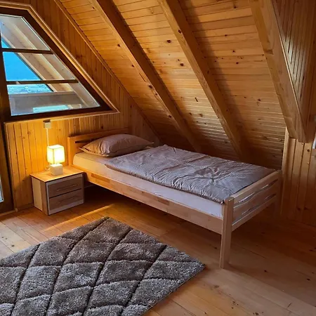 Vikendica Ivana * Livno